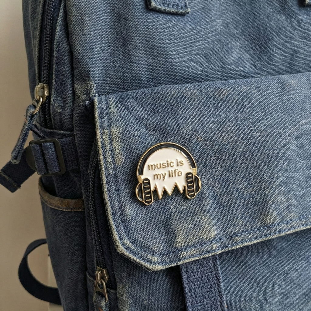 Retro Turntable Pin | Accessory for Vinyl Lovers